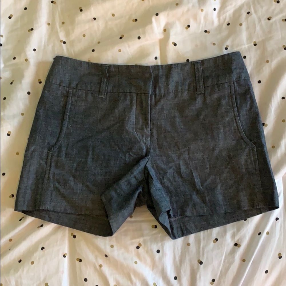 Grey shorts